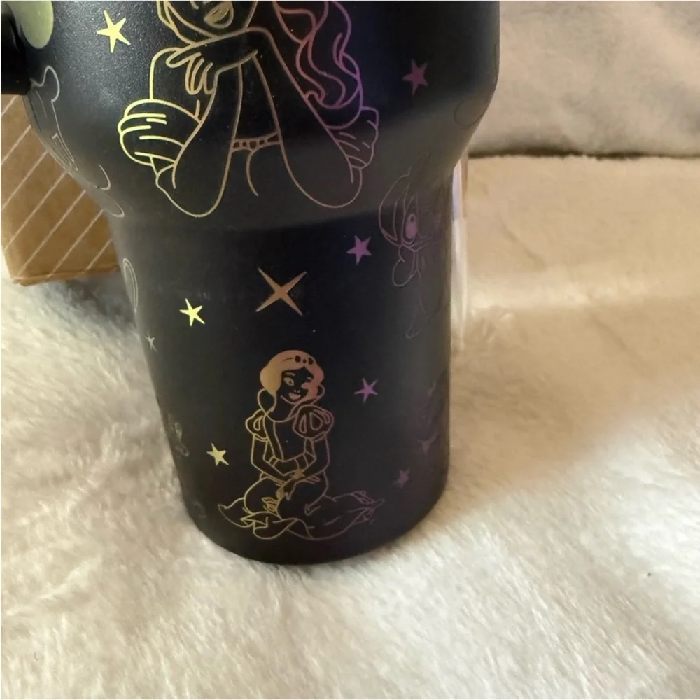 Stanley Disney 40 oz. Black Iridescent Oil Slick Castle and Friends Tumbler - Picture 9 of 13